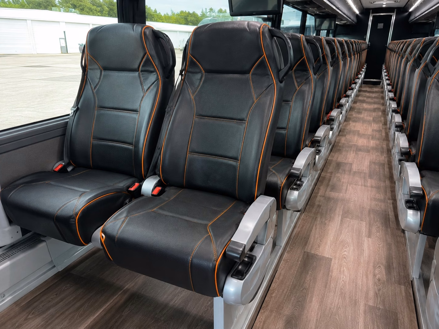 charter buses for tucson destination wedding guests