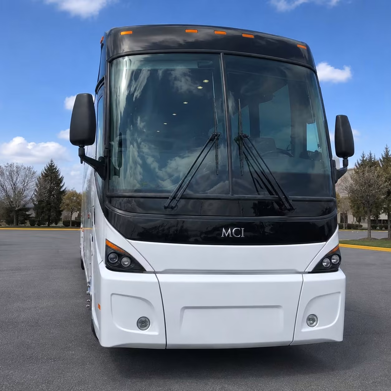 construction crew shuttles and worksite transportation across tucson