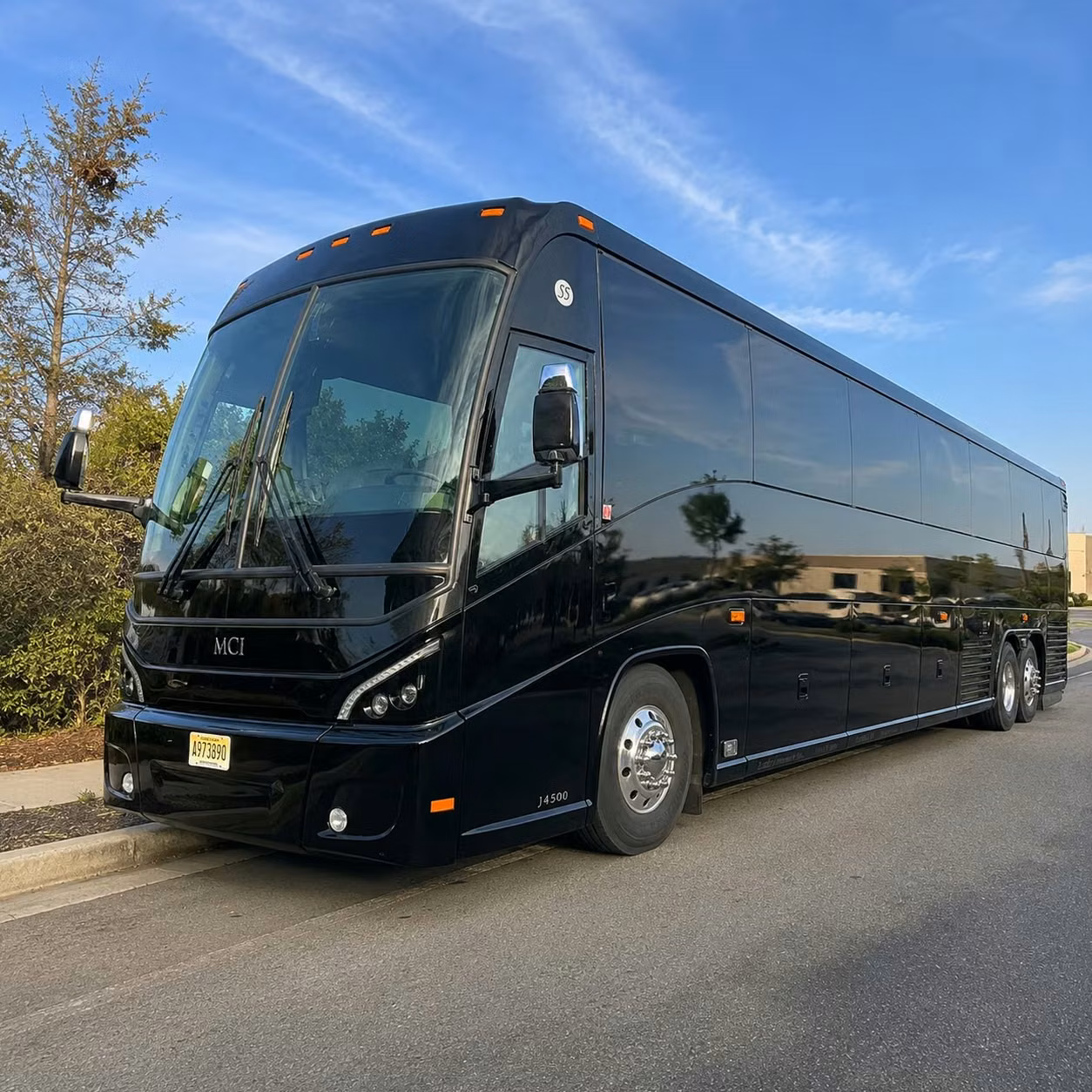 multi day charter bus rentals for tucson groups heading to las vegas los angeles and beyond