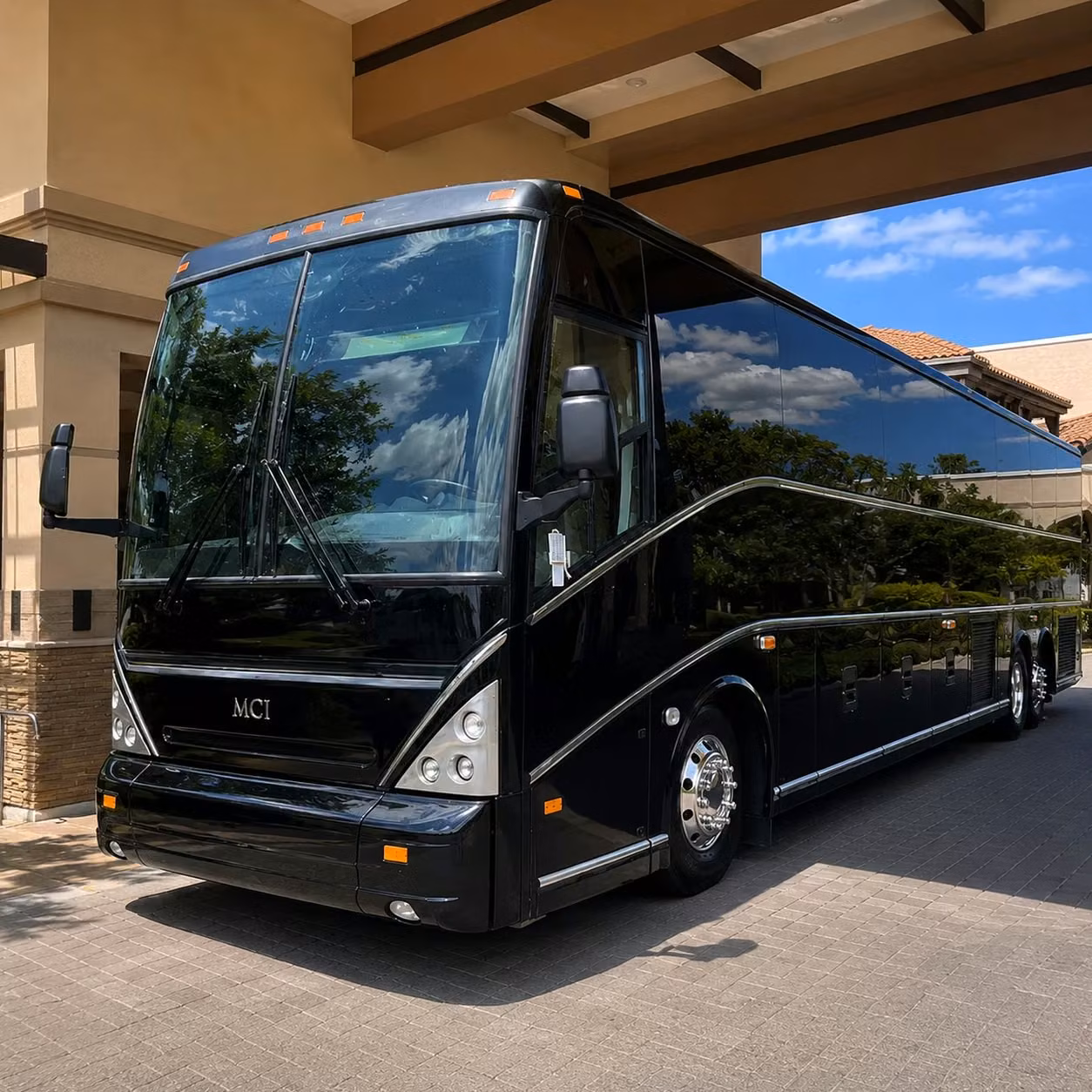 shuttle bus rentals for tucson weddings and special celebrations